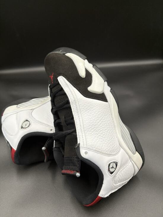 Women’s Size 5.5 Nike Air Jordan Retro 14 Black Toe GS 2024 487524-160 Size 5.5y